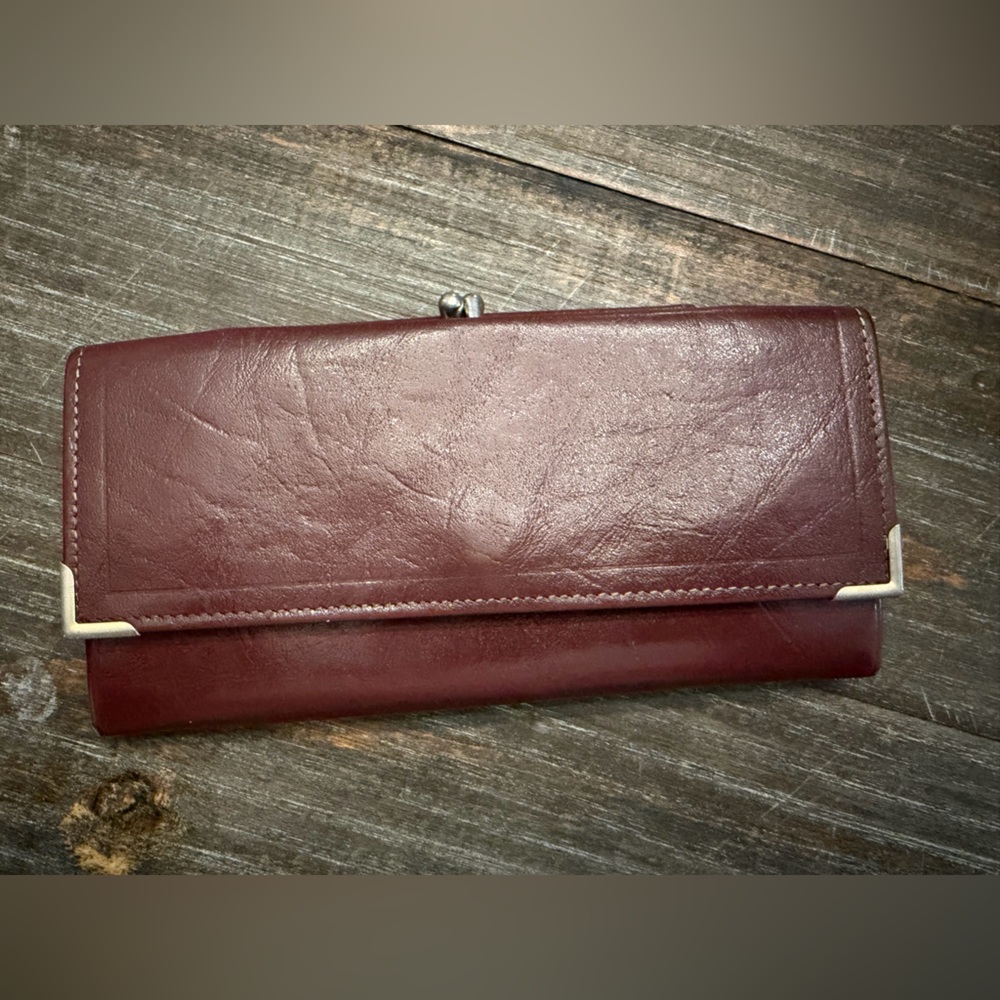 Vintage 1970s Princess Gardner full grain cowhide maroon trifold leather wallet